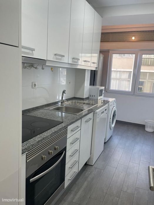 T2 ARRENDAMENTO, Campo Grande/Lisboa, Renovado e Mobilado