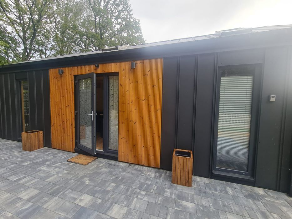 Nowoczesny domek w lesie • Jacuzzi • Balia • Sauna • Taras • Prywatne SPA