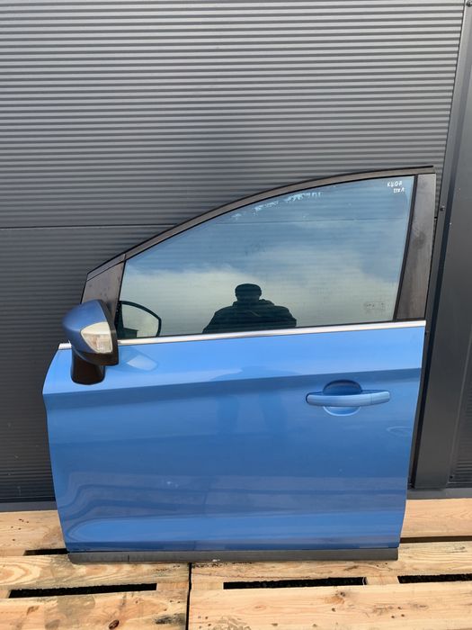 Ford Kuga MK1 drzwi lewe przednie lewy przód niebieskie