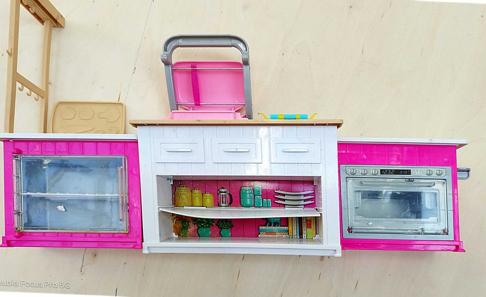 Kuchnia Barbie do ciastoliny