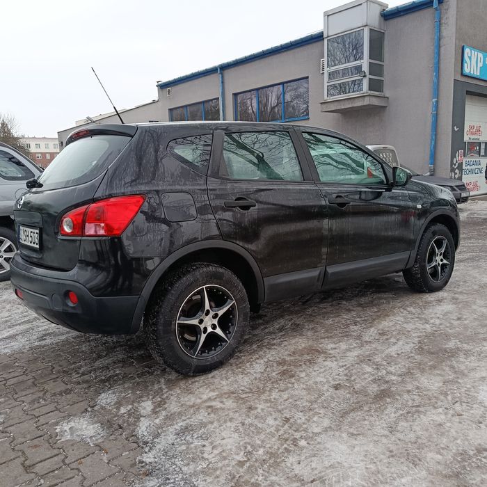 NiSSAN   QASHQAI -  1 właściciel,lakier oryginał,książka serwisowa .