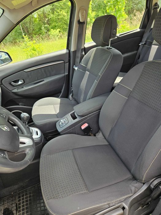 Renault  Scenic