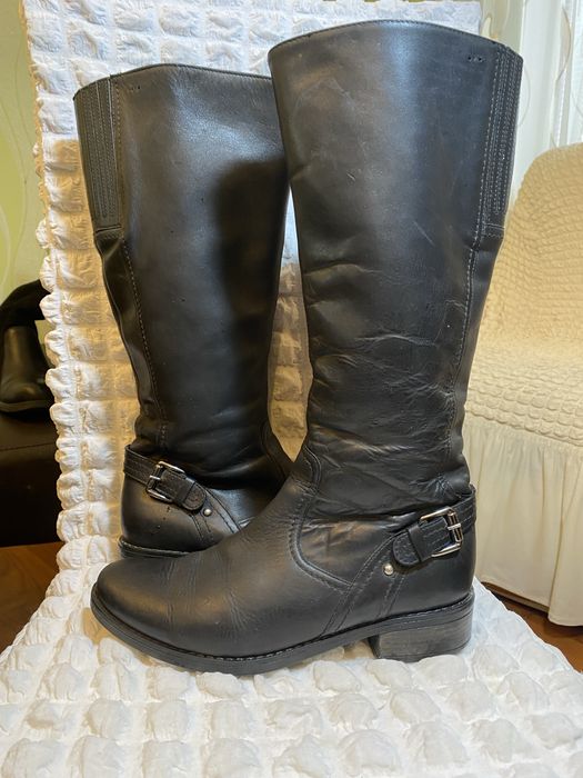 Осінні шкіряні сапожки