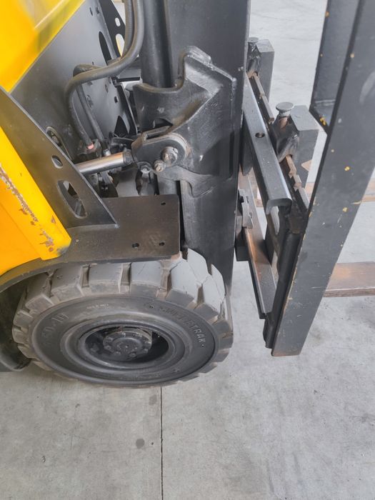 Empilhador Gás HYSTER triplex