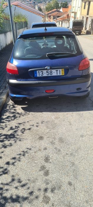 Peugeot 206 bom estado mecanico