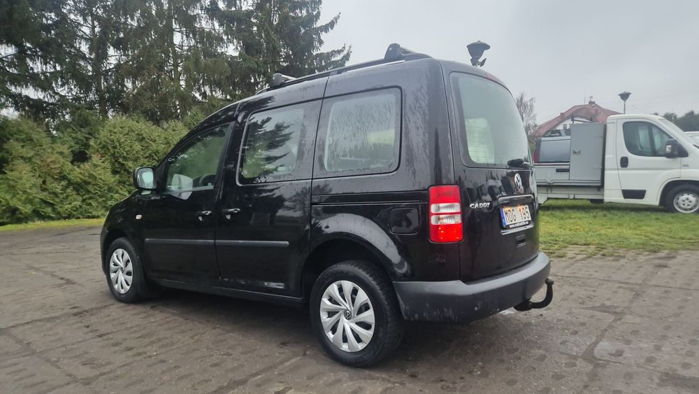 Volkswagen Caddy 7 osob 1.6TDI klima