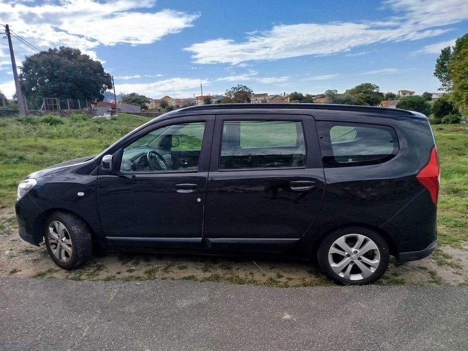 automóvel Dacia Lodgy 1.2 7 lugares