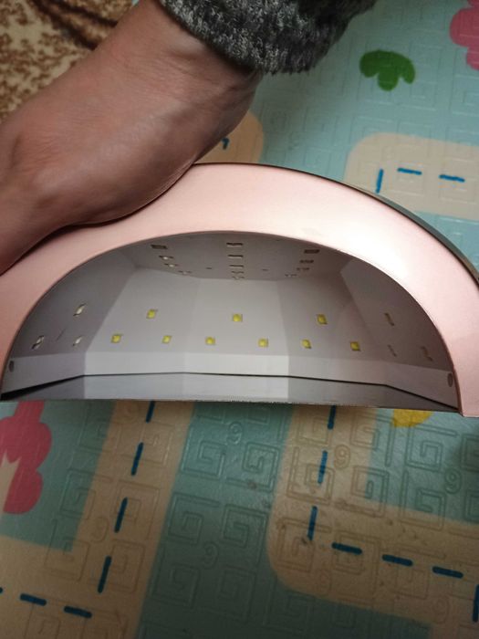 Лампа для манікюру