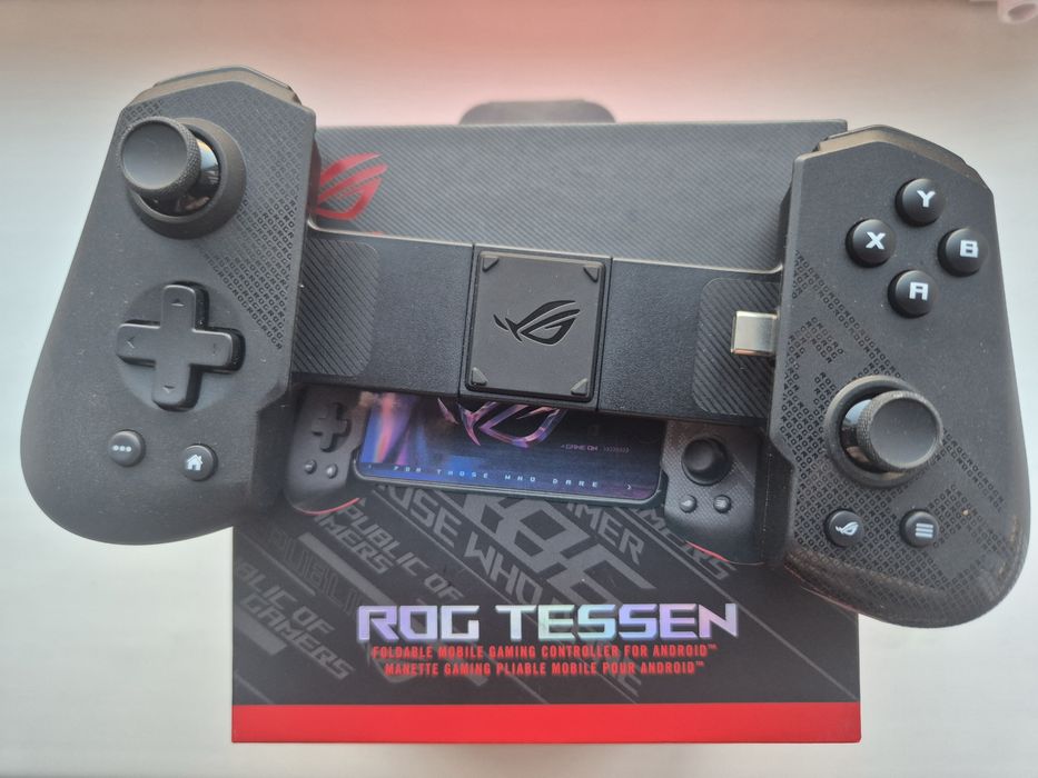 Геймпад ASUS ROG Tessen Mobile Controller, Б/В, використовувася раз, стан нового, ідеального