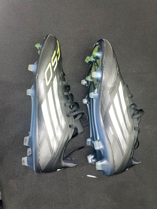 Chuteiras F50 PRO Futebol