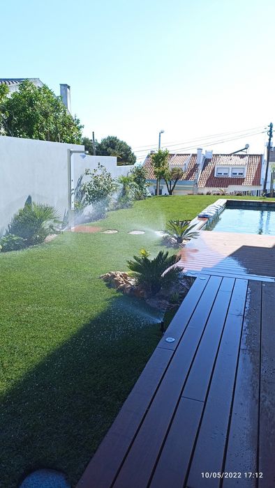 Manutenção de jardins e piscinas
