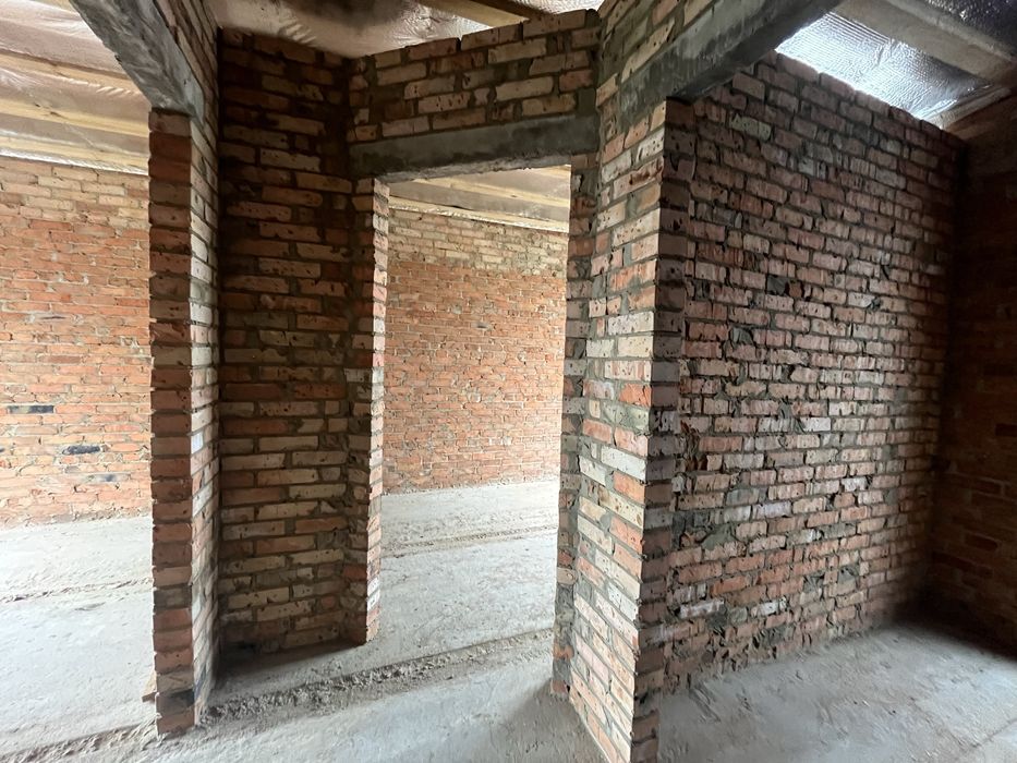 Продаж 2 поверхового таунхаусу.