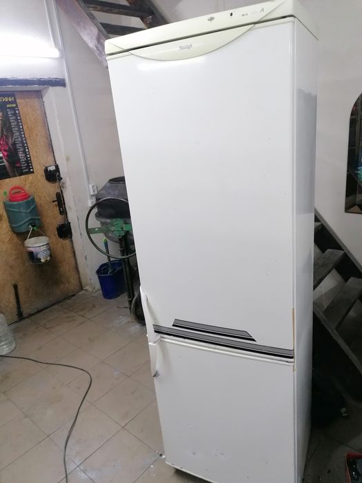 Холодильник Доставка.