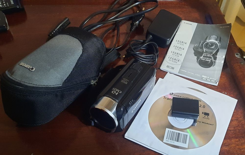 Câmara de filmar e fotografar canon legria hfr306