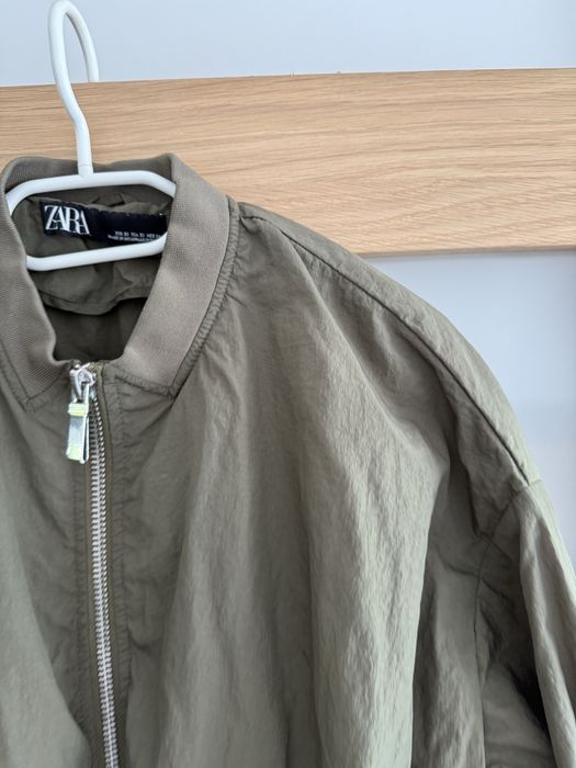 Ortalionowa kurtka bomberka zara khaki