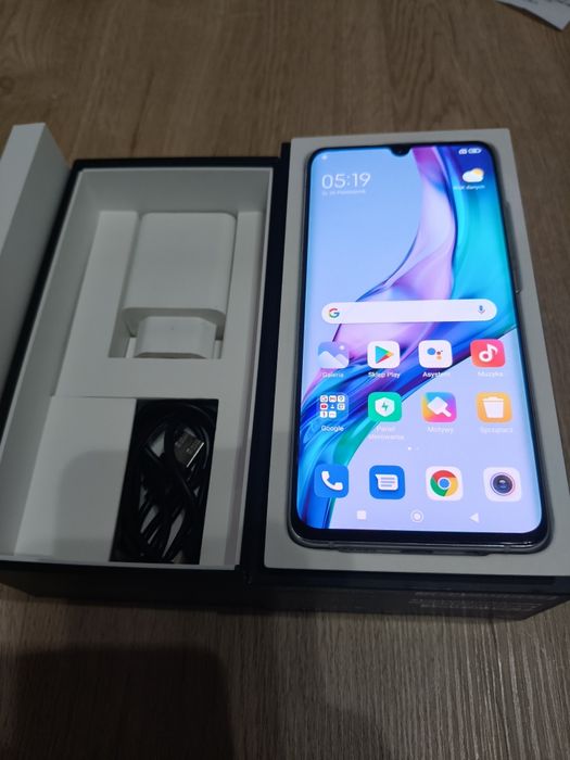 Xiaomi Mi Note 10 lite 8/128 Giga komplet