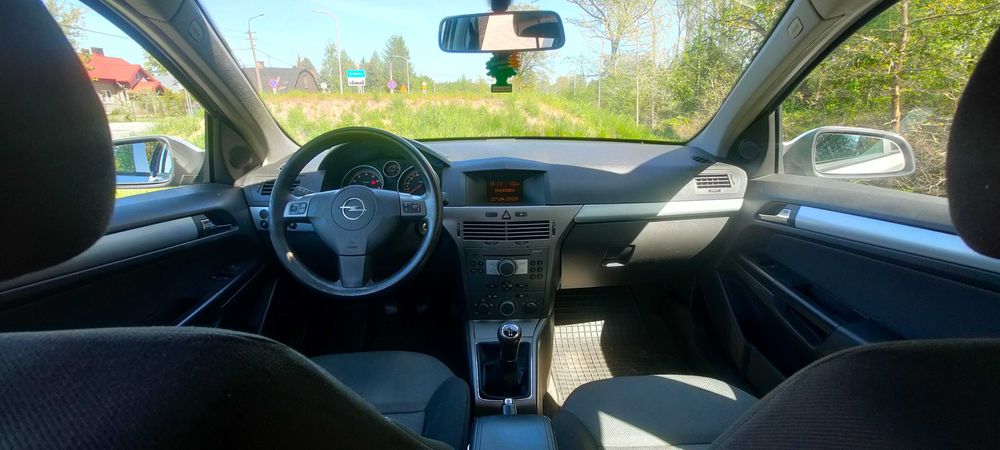 Opel Astra H benzyna 1.4