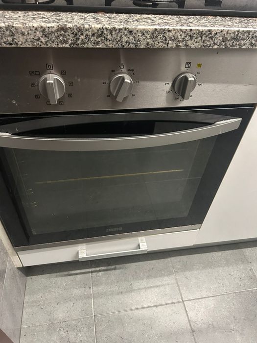 Fogão a gas e forno electrico Zanussi