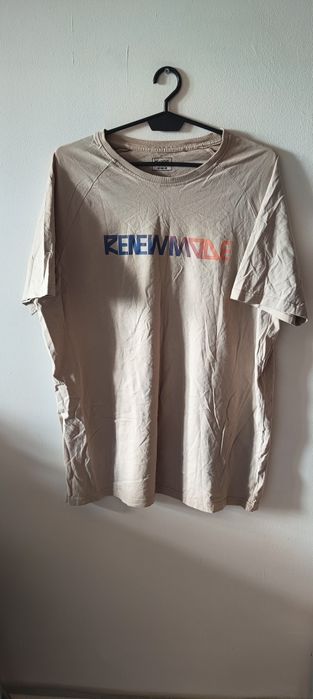 T-shirt męski w rozmiarze XXl