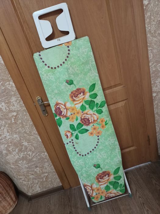 Гладильна дошка б/в