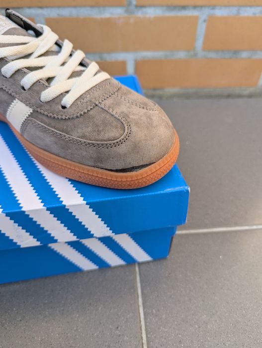 Adidas tipo Spezial n41 com defeito