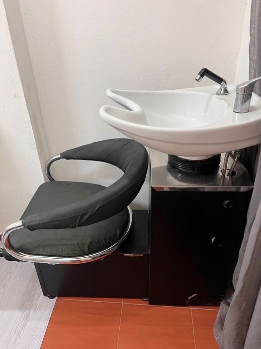 Rampa de lavagem e cadeira giratória (não hidráulica)