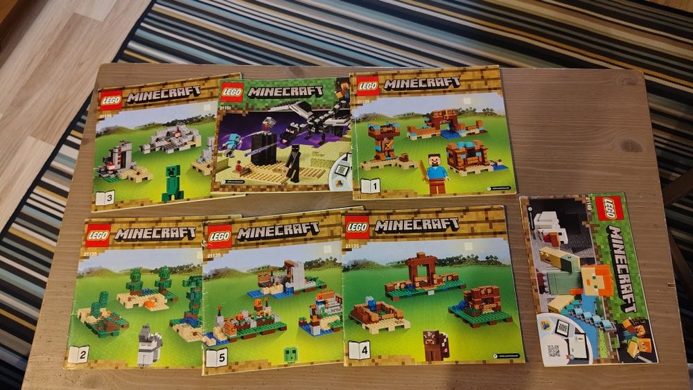 LEGO  Minecraft.