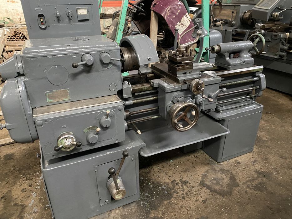 Станок токарный 1А616