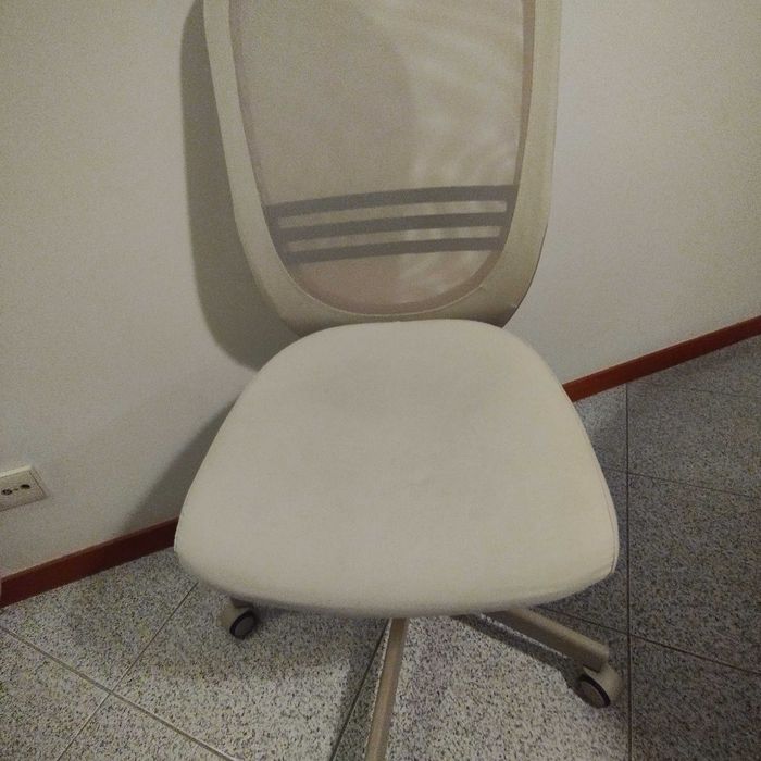 Vendo cadeira giratória FLINTAN IKEA