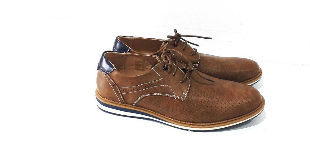 Sapatos para homem em pele sintética de grande qualidade. Promoção !!!