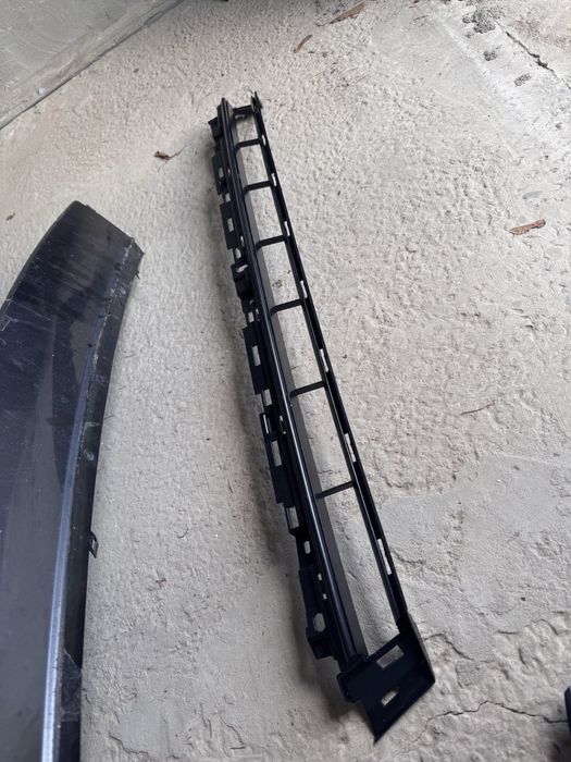 Нижняя решетка переднего бампера Audi A5 F5 17-19 черная