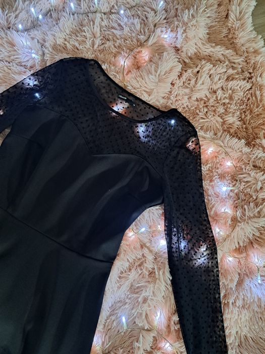 Elegancka czarna sukienka