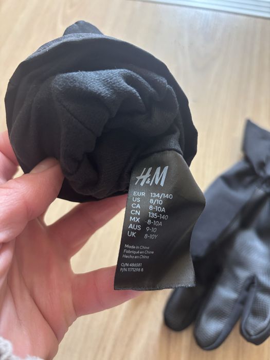 Перчатки зимові Н &М водонепроникні на 8-10 років