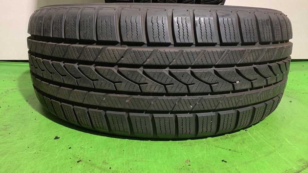 225/55/17 Falken HS-439