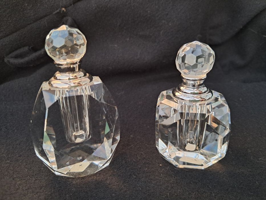 Lote de 8 Frascos / Perfumeiros em Cristal Lapidado Facetado (Toucador / Coleção)