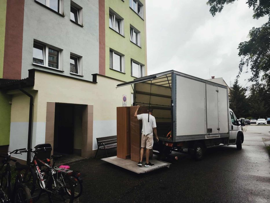 Przeprowadzki Mikołajki I Wnoszenie i montaż mebli I Transport
