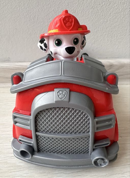 Щенячий патруль Маршал пожежний на пульті