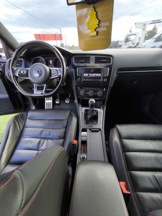 Volkswagen Golf 7 GTI Performance