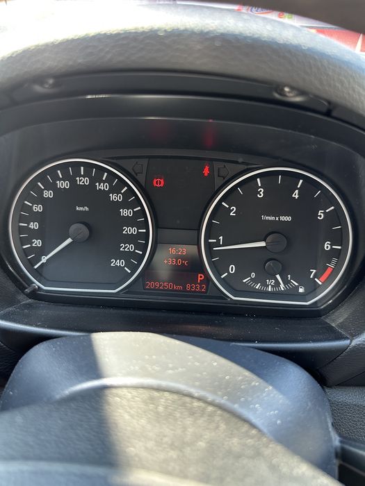 Продам BMW e87 118i