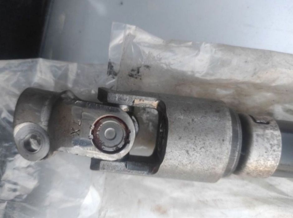 РУЛЕВОЙ ВАЛ СРЕДНЯЯ часть. 4522060280* (LEXUS)