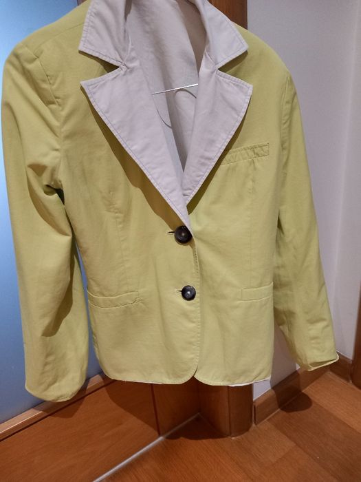 Blazer reversível branco e verde claro