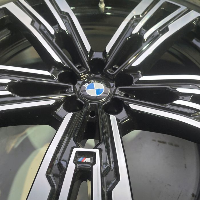 bmw 7 g70 908m 5x112 255/40r21 102y 285/35r21 105y bridgestone 23r nowe 4x