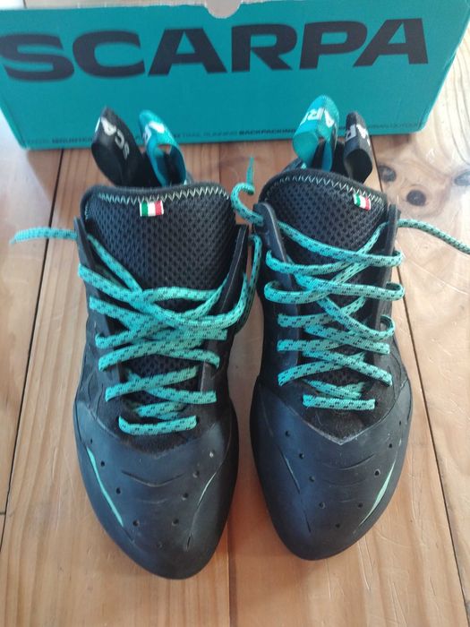 Pés de gato Scarpa instinct women lace novos, tamanho 41