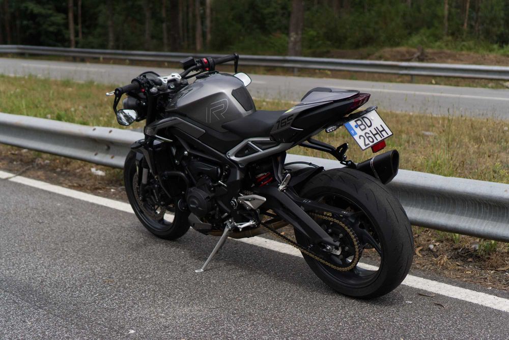 2023 Triumph Street Triple 765 R