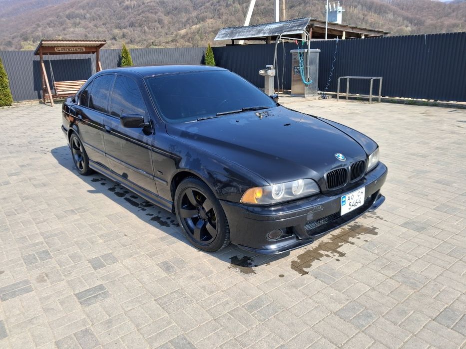 Продам BMW е 39 2.5бензин