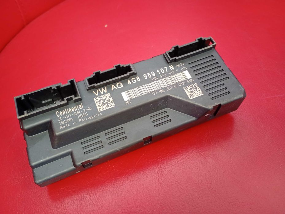 Moduł sterownik elektrycznej klapy bagażnika Audi A6 C7 A7