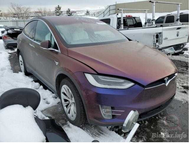 Продаю Tesla Model X 2016 року