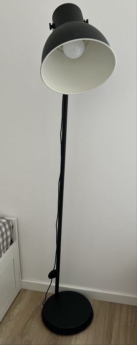 Candeeiro de pé - cinzento - IKEA