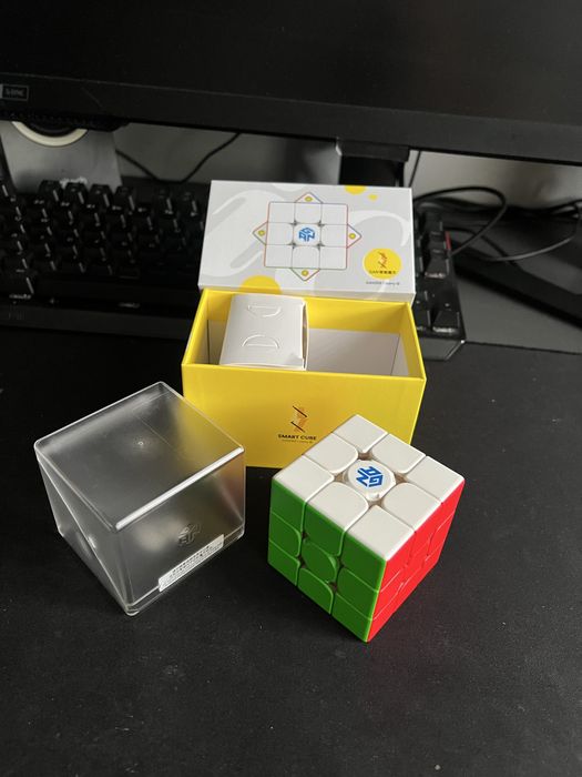 Gan i carry s smartcube