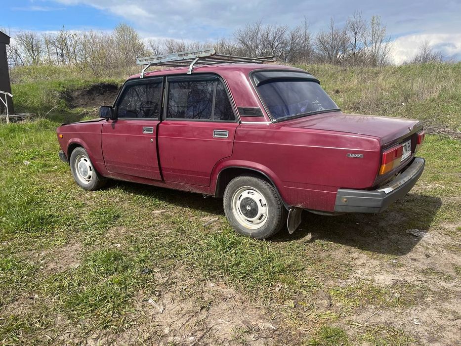 Продам ваз 2107 2004 год